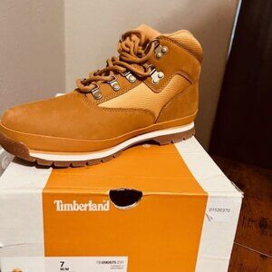 TIMBERLAND HIKING BOOT